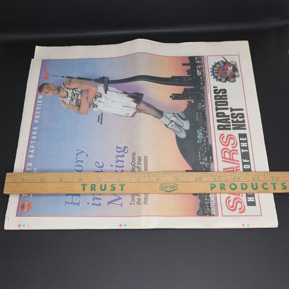 Toronto Sun Newspaper 1995 Raptors Preview Debut Season NBA Basketball Champions - Picture 3 of 11